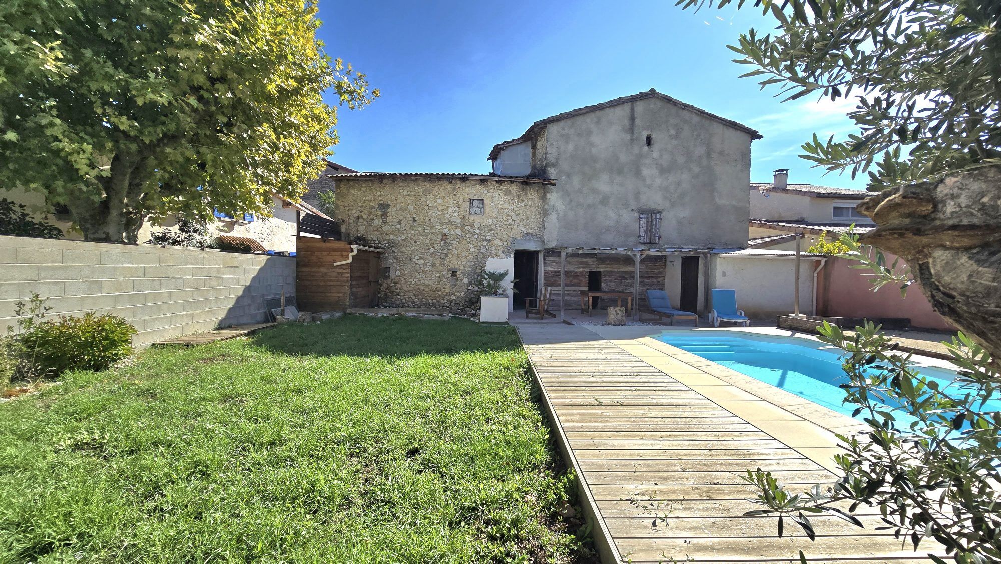 Villa / Maison  T6 à vendre Chabeuil 26120