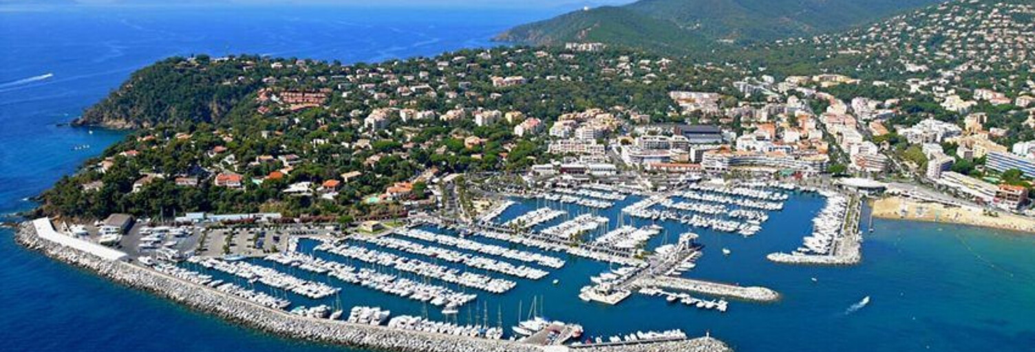 Commerce  22 m² à vendre à Cavalaire-sur-Mer (83240)