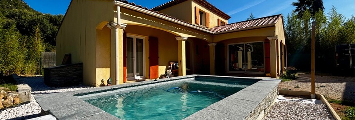 Maison 5 Pièces 127 m² à vendre à Le Revest-les-Eaux (83200)