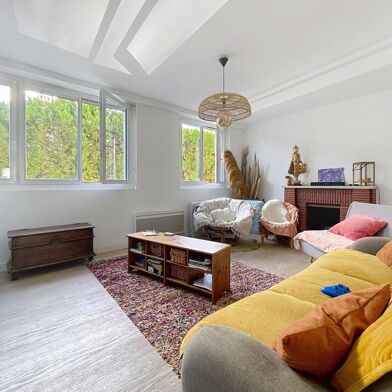 Appartement 4 pièces 279500 €