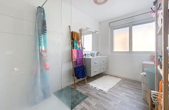 APPARTEMENT T4 PORT NEUF — photo 5