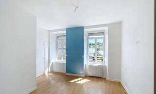 Appartement 1 Pièce 28 m² à louer à Neuvéglise-sur-Truyère (15260)