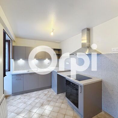 Appartement 3 pièces 610 €