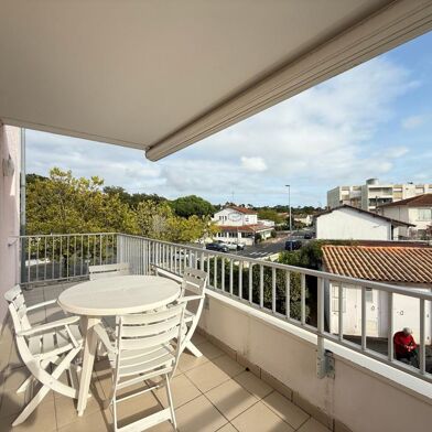 Appartement 3 pièces 232100 €