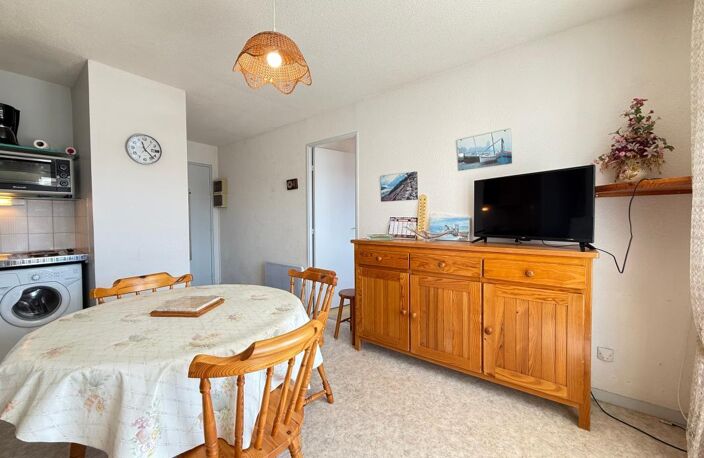 APPARTEMENT 3 PIECES avec TERRASSE et GARAGE au coeur du CENTRE VILLE — photo 4