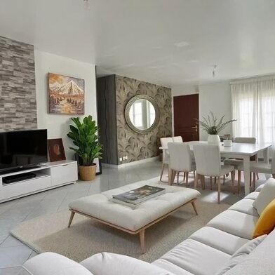 Maison 4 pièces 309750 €