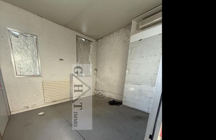Local d'activités de 800m2 a vendre Romainville — photo 5