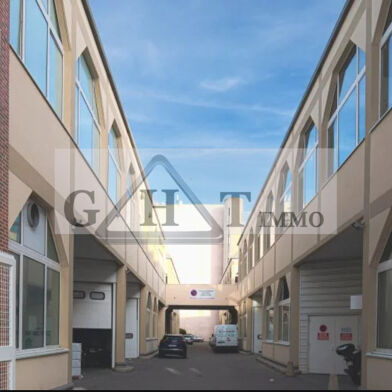 Local industriel  10311 €