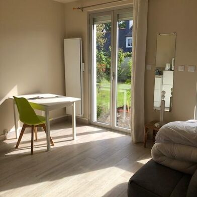 Appartement 1 pièces 550 €