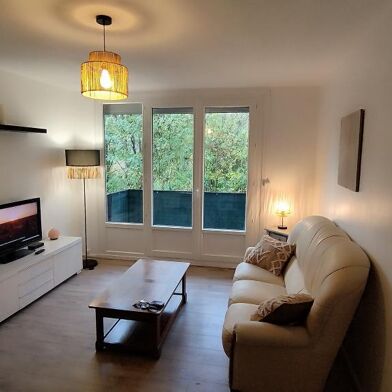 Appartement 2 pièces 700 €