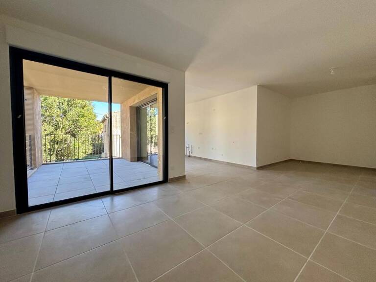 Appartement T3 avec terrasse et parking — photo 1