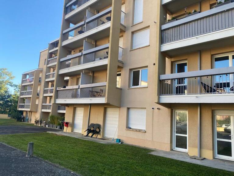 Toulouse RANGUEIL Véritable T2 + TERRASSE + PARKING — photo 1