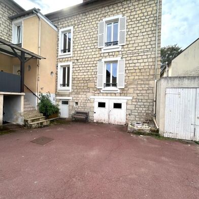 Maison 6 pièces 305000 €