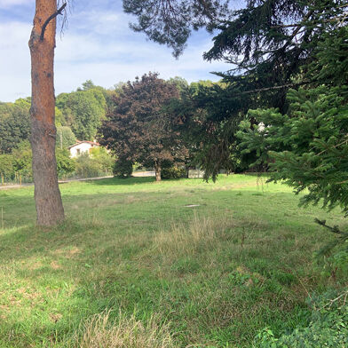 Immeuble  235000 €