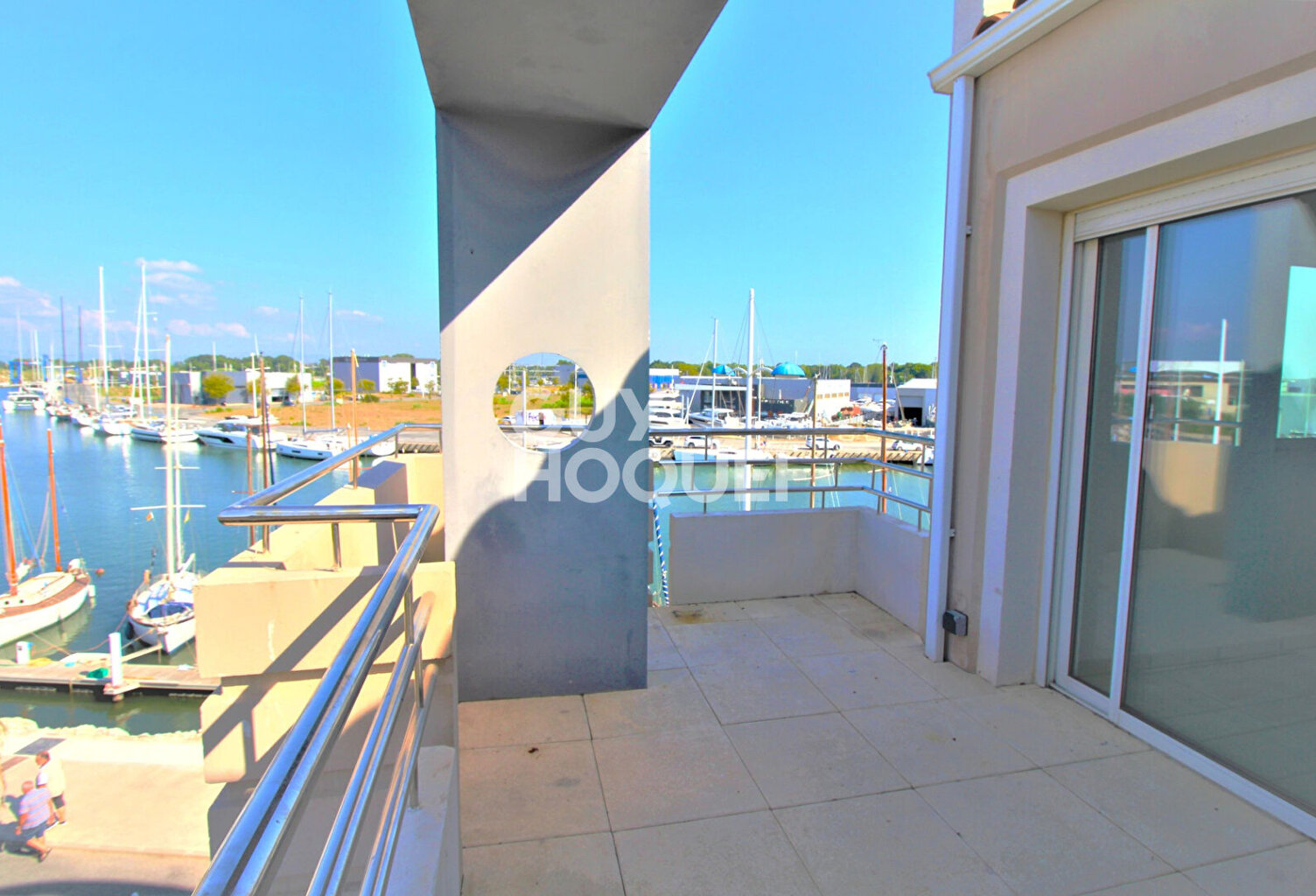 Appartement standing T4 + parking - Vue Marina — photo 1