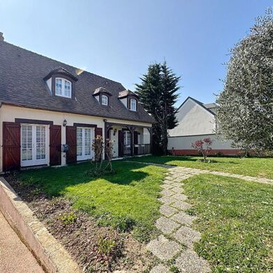 Maison 8 pièces 494900 €