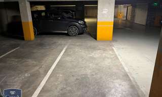 Garage   m² à louer à Tours (37100)