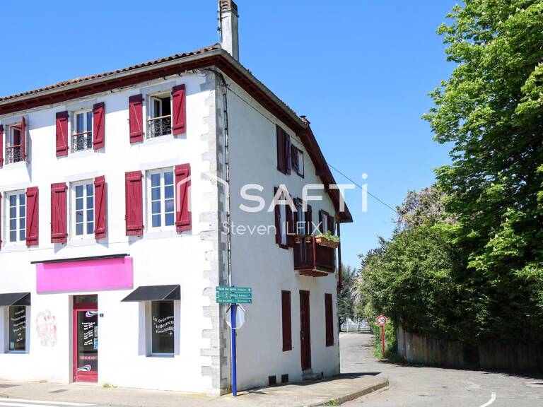 Maison de ville, 165 m², 4 chambres, local commercial — photo 1