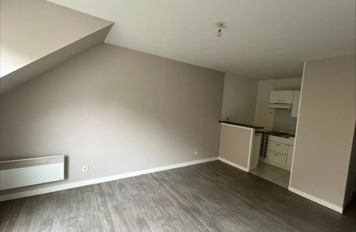 A LOUER - Appartement 2 pièces LEVES — photo 2