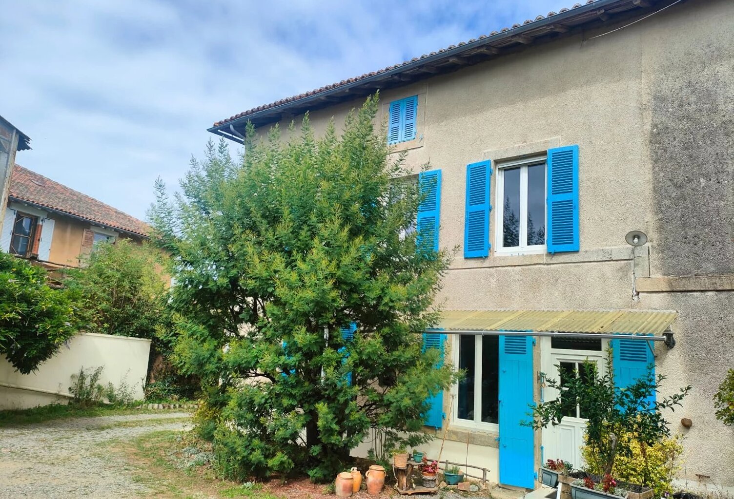 Maison de Charme à Biennac — photo 1