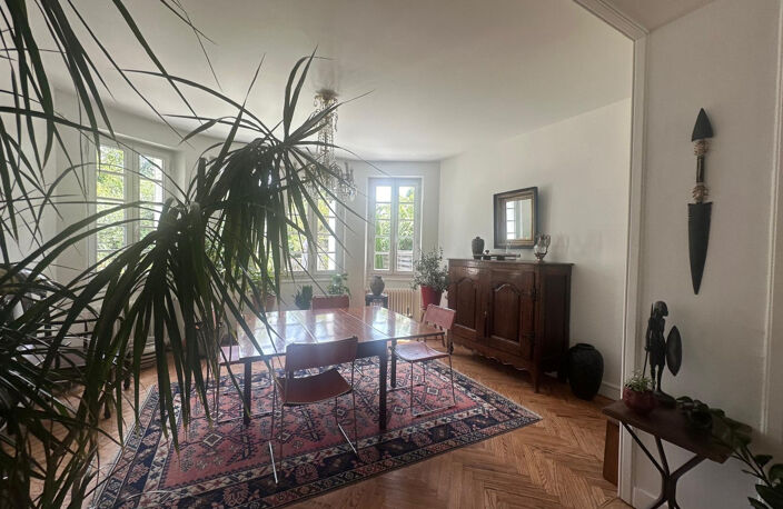 GRANDE MAISON BOURGEOISE 190M2 CASTETS DE CASTILLON — photo 2
