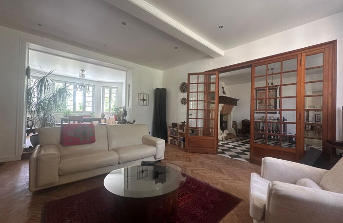 GRANDE MAISON BOURGEOISE 190M2 CASTETS DE CASTILLON — photo 4
