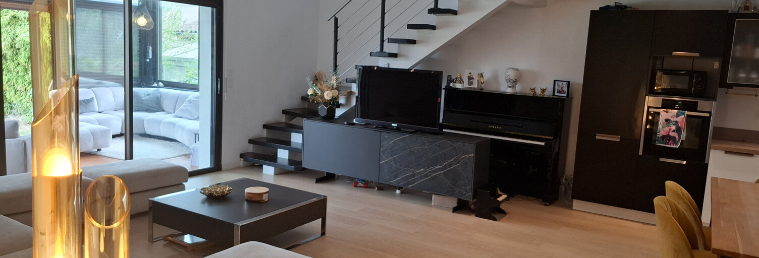 Maison 8 Pièces 213 m² à vendre à Seilh (31840)