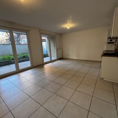 Appartement 3 pièces 934 €