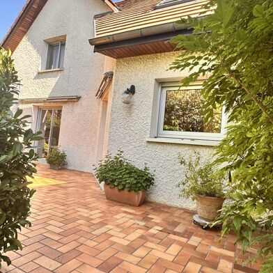 Maison 8 pièces 498000 €