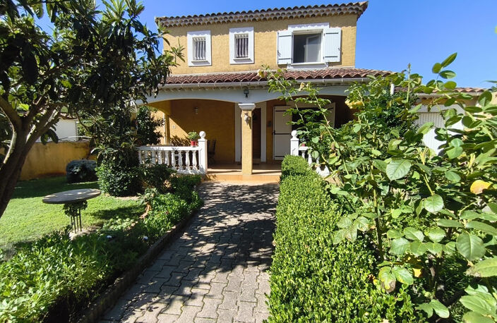 DPT TARASCON (13) A VENDRE VILLA  AVEC GARAGE ET JARDIN — photo 4