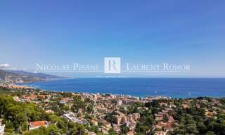 Maison 6 Pièces 250 m² à vendre à Roquebrune-Cap-Martin (06190)