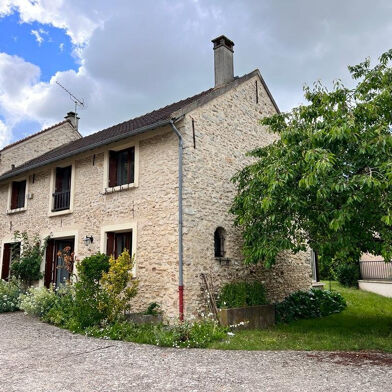 Maison 5 pièces 1550 €