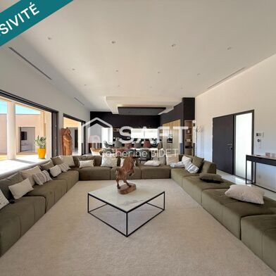 Maison 8 pièces 1360000 €