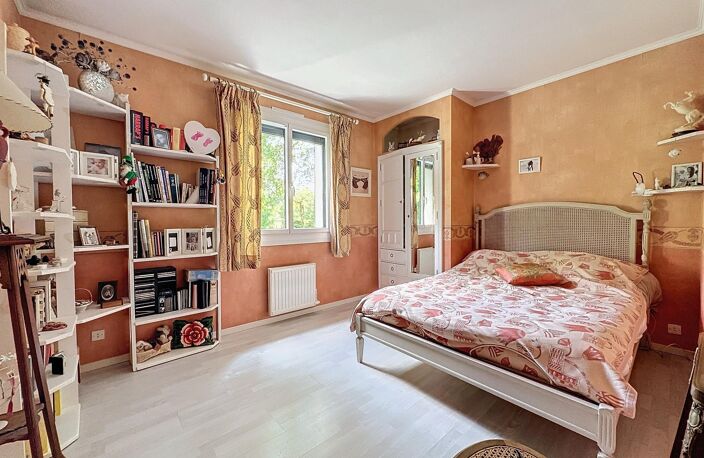 Maison de 160m2 avec sous-sol, 4 chambres et pré chevaux 2ha — photo 5