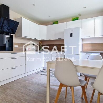 Maison 4 pièces 250000 €