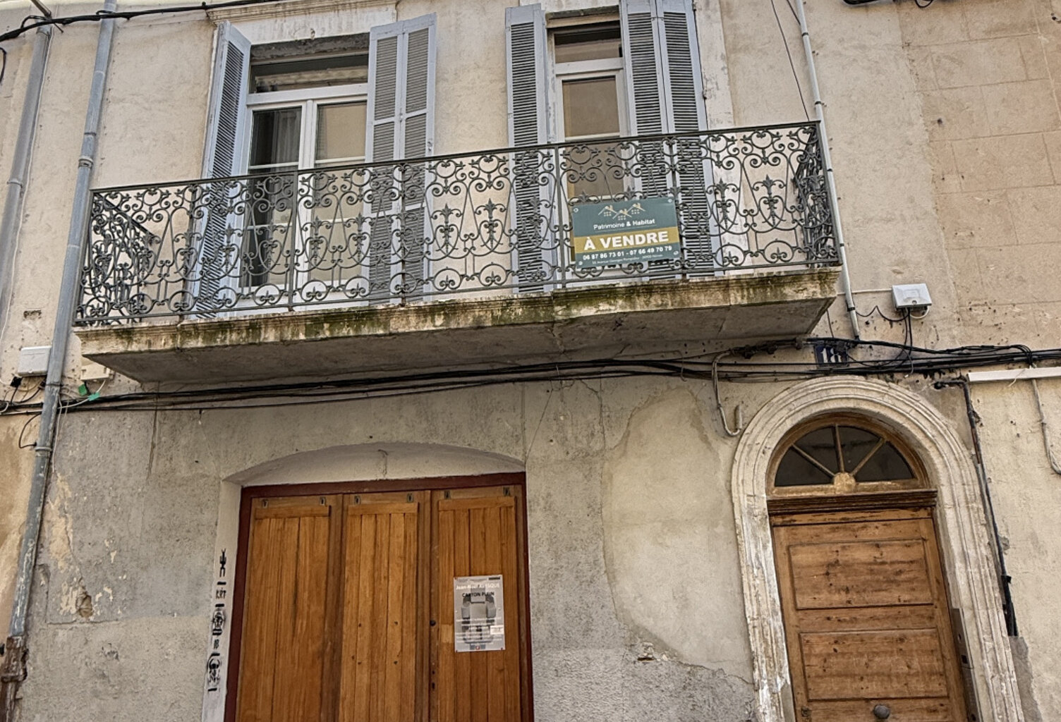 Immeuble de rapport  Centre-ville de Nîmes — photo 1