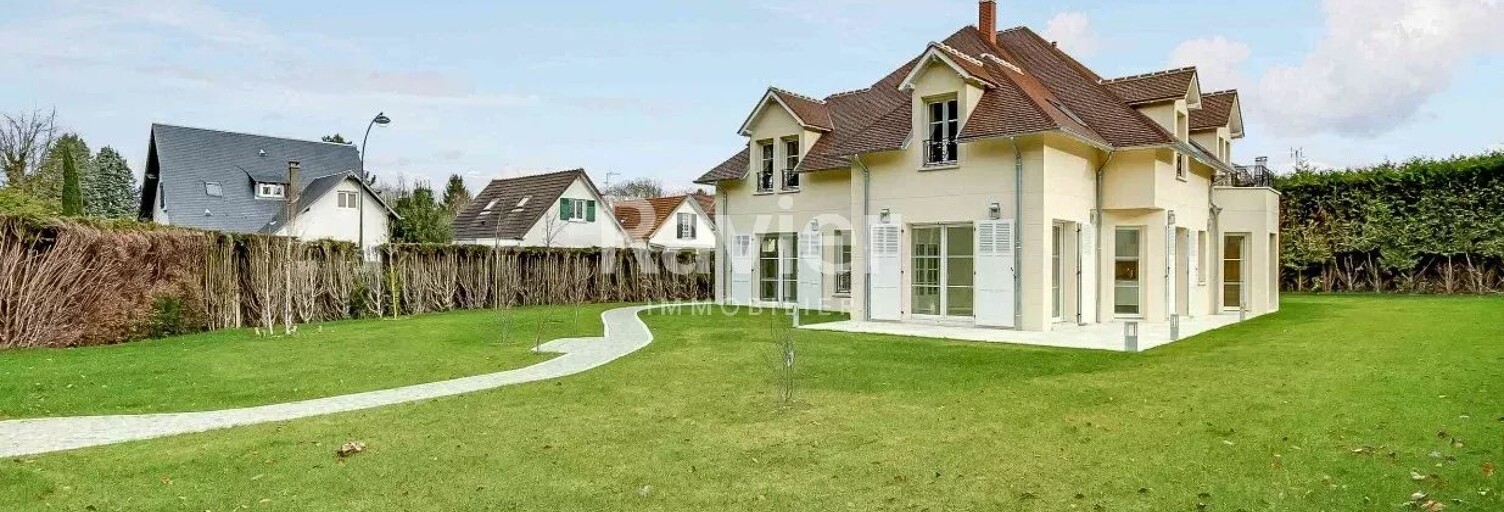 Maison 7 Pièces 251 m² à louer à La Celle-Saint-Cloud (78170)