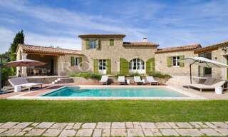 Maison 7 Pièces 198 m² à vendre à Gordes (84220)