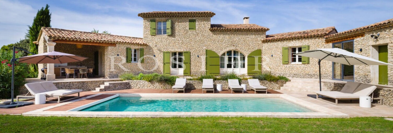 Maison 7 Pièces 198 m² à vendre à Gordes (84220)