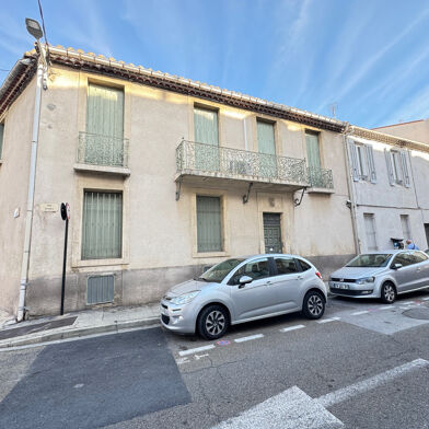 Immeuble  639600 €