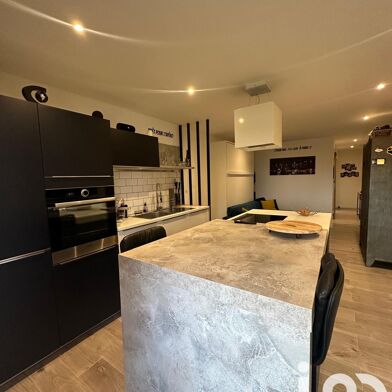 Appartement 1 pièces 255000 €