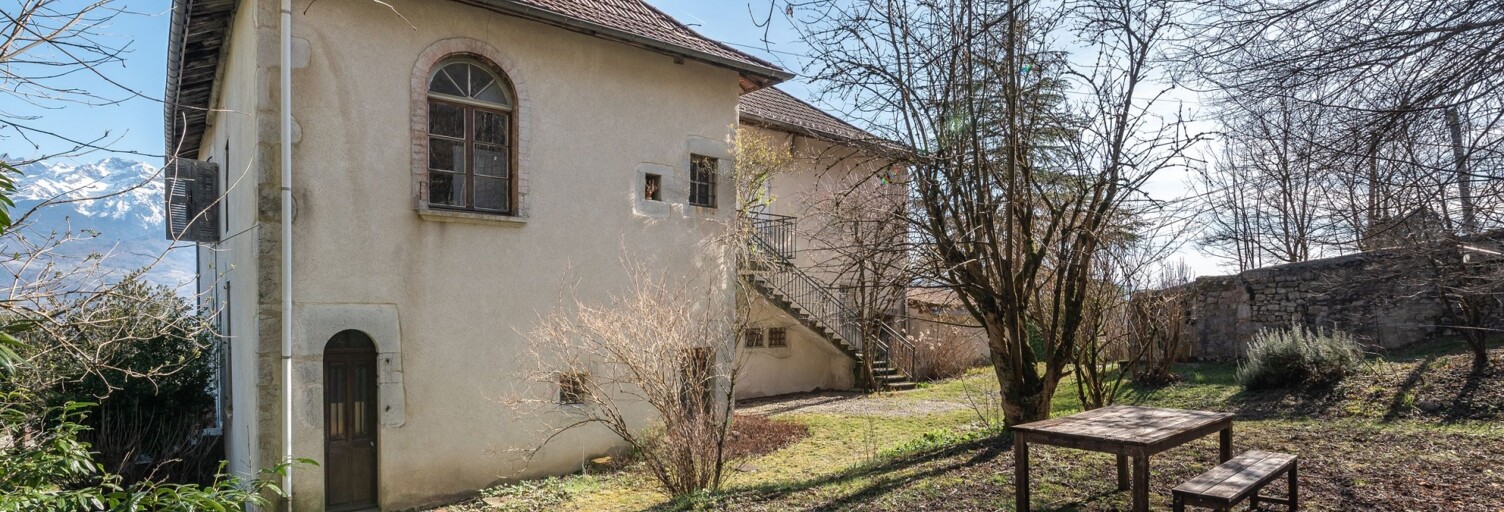 Maison 18 Pièces 500 m² à vendre à Biviers (38330)