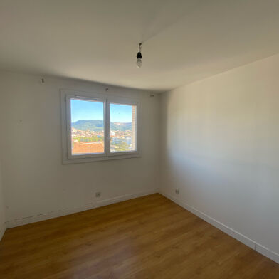 Appartement 4 pièces 165000 €