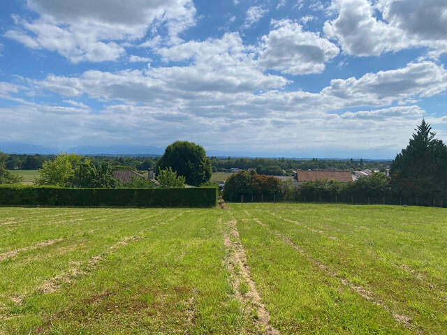 TERRAIN VUE PYRENEES SERRES-CASTET — photo du bien