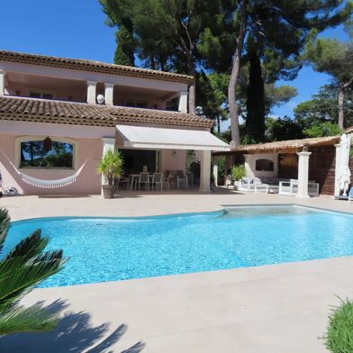 Maison 5 pièces 1365000 €