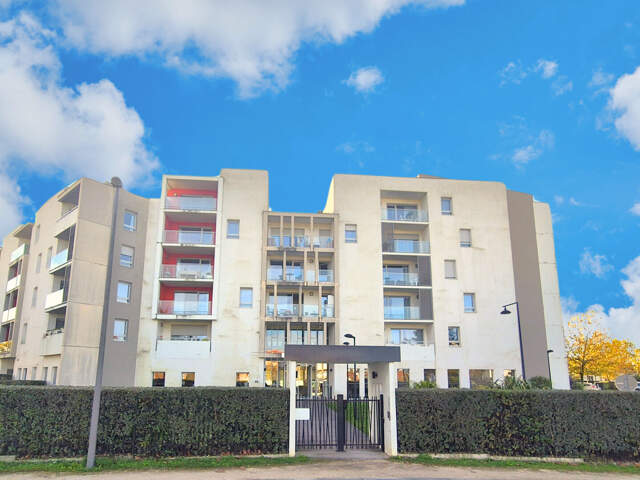 Appartement  - T3 - Terrasse - Ascenseur - Parking — photo du bien