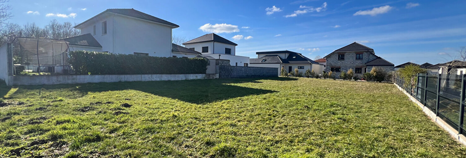 Terrain  823 m² à vendre à Idron (64320)