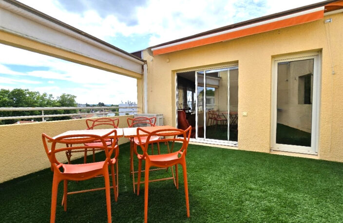 Appartement de standing dernier étage Pau avec terrasse et garage — photo 5