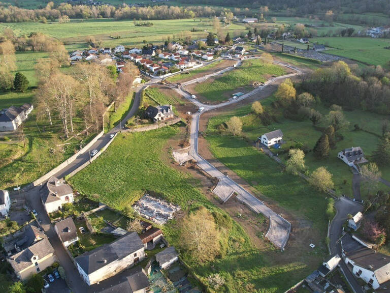 Terrain Arudy 700 m² — photo 1