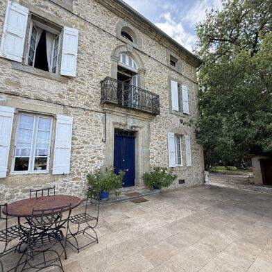 Maison 12 pièces 742000 €